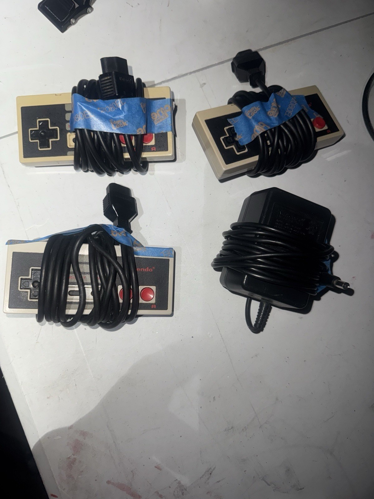 Nintendo Ac Plug And 3 Controllers