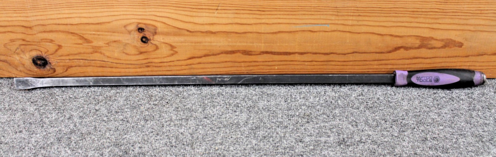 Matco Tools 36" Curved Striking Pry Bar PBP36C (Preowned)