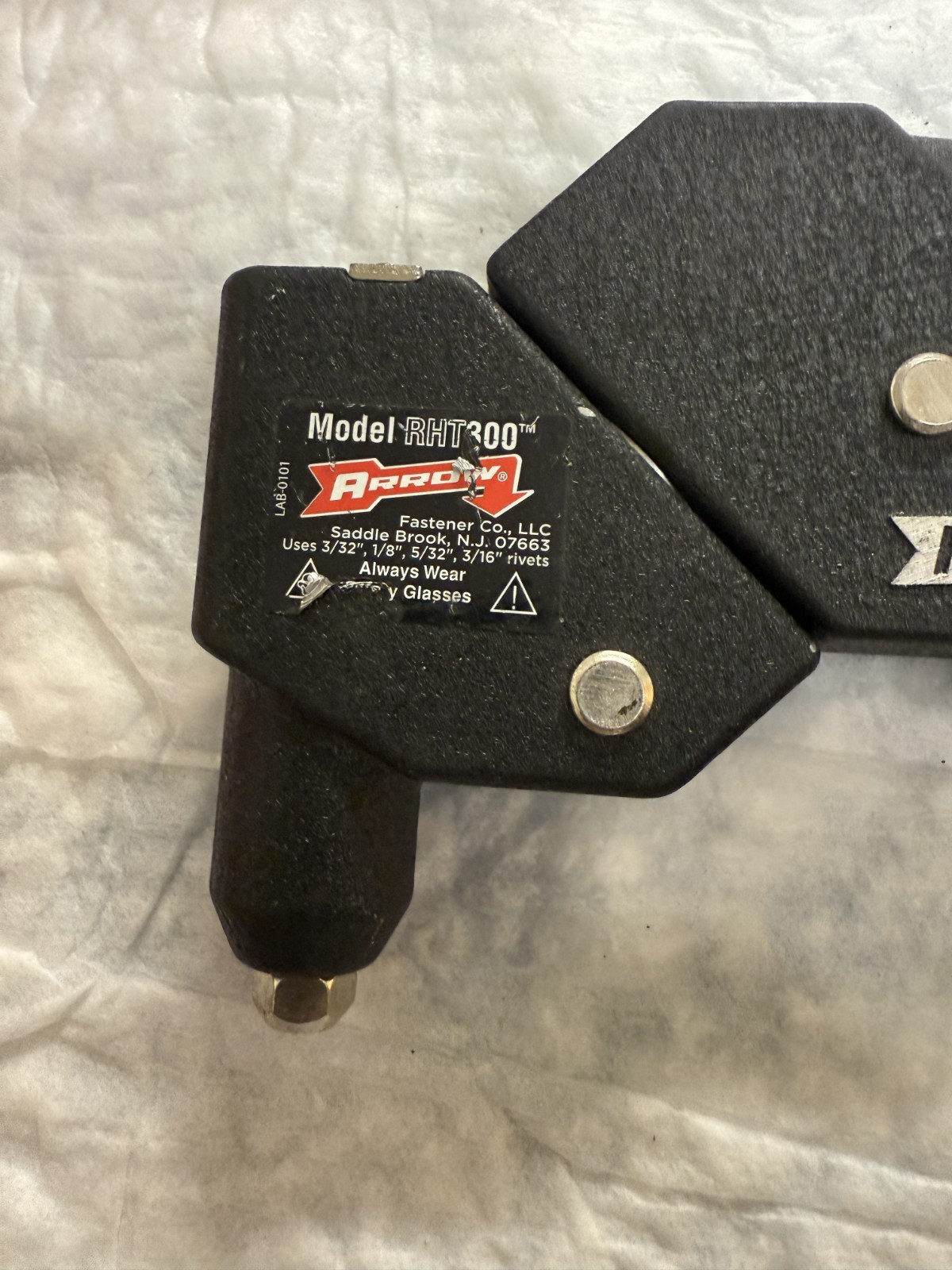 Arrow RHT300 Swivel Head Rivet Tool