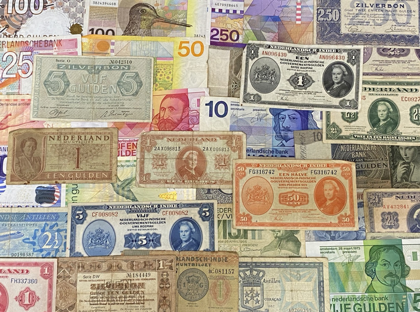 DUTCH GULDEN BANKNOTES - CHOICE OF NOTE AND STYLE - NETHERLANDS