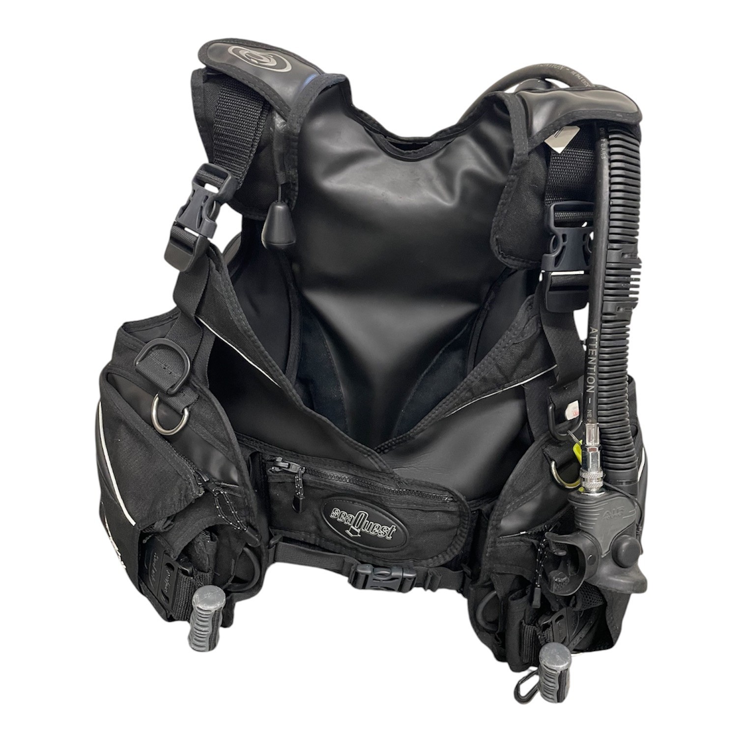 SeaQuest ML Scuba Diving BCD Buoyancy Compensator w/AirSource USED