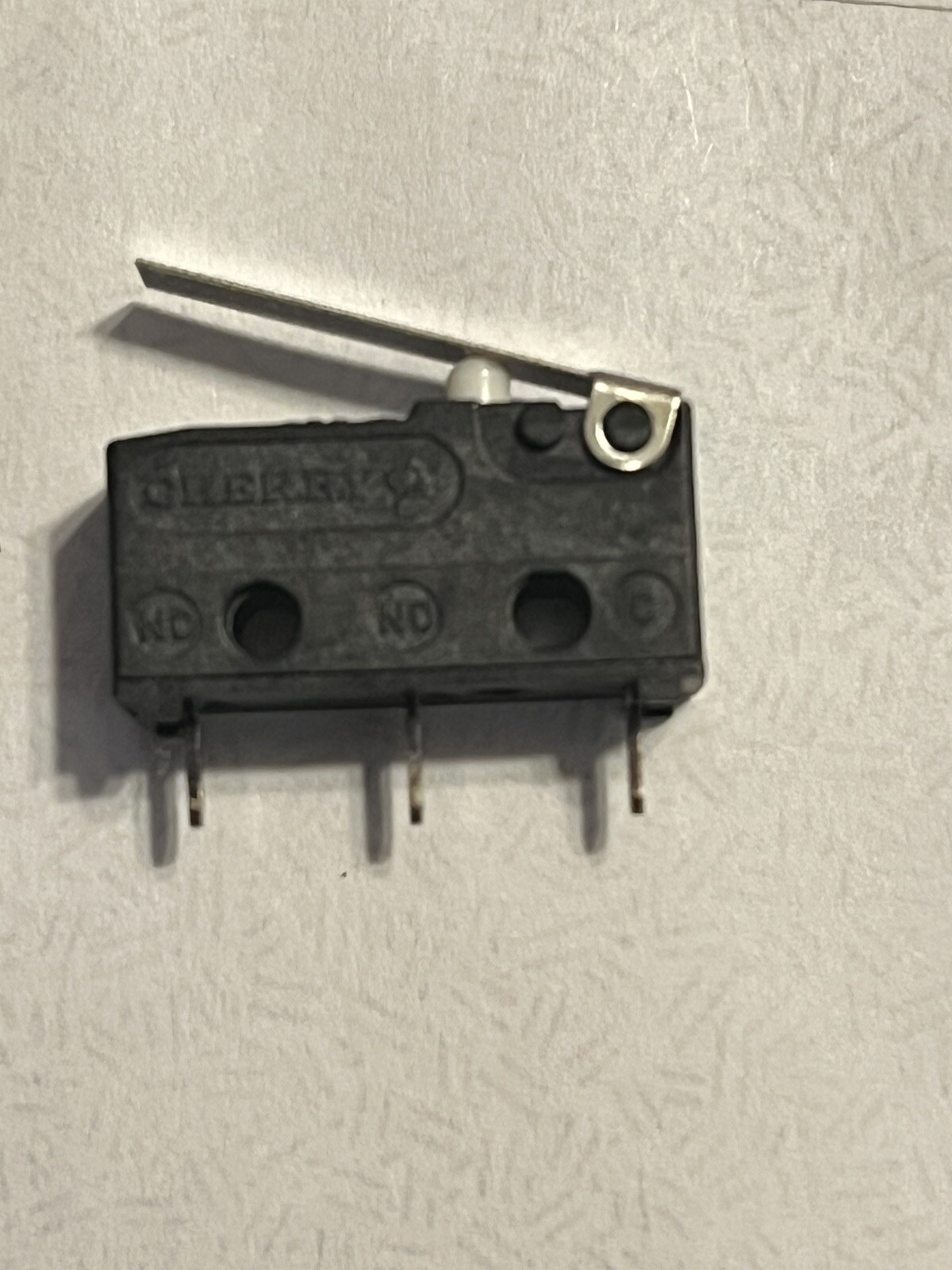 1x CHERRY DB1 micro switch 6A250V