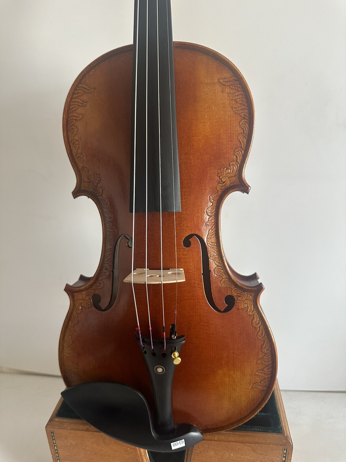 New 4/4 violin Stradi model flamed maple back spruce top hand carved 0049