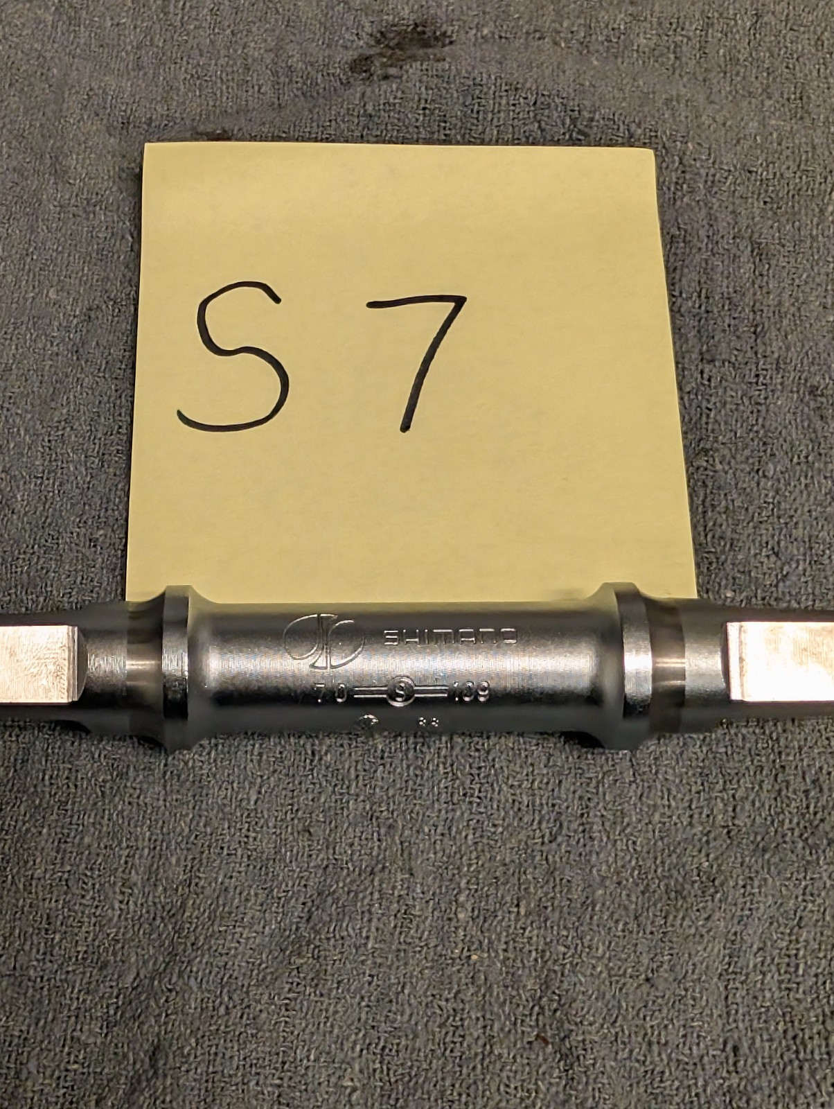 Shimano Dura Ace Bottom Bracket Spindle NJS 70x109 Italian Shell