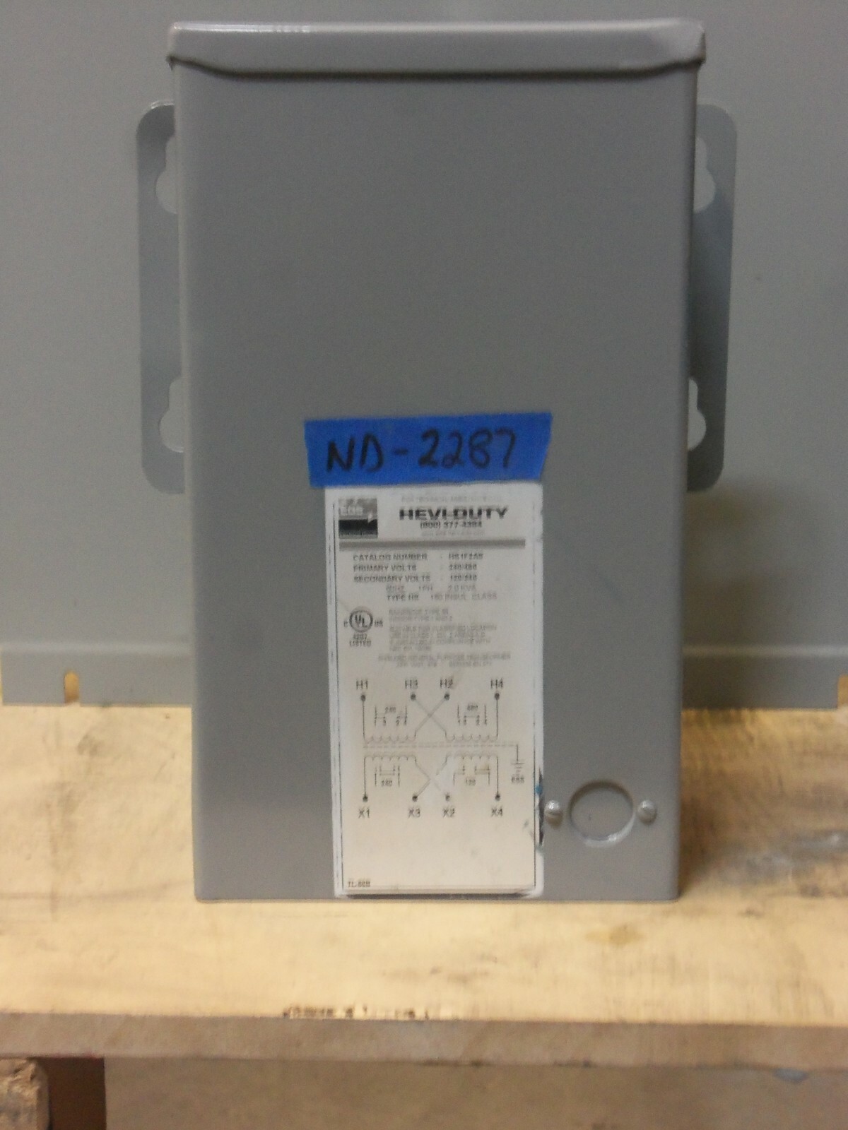 Hevi-Duty 2kva Transformer 1 Single Phase 240v/480v-240v/120v 3R Wall Mount