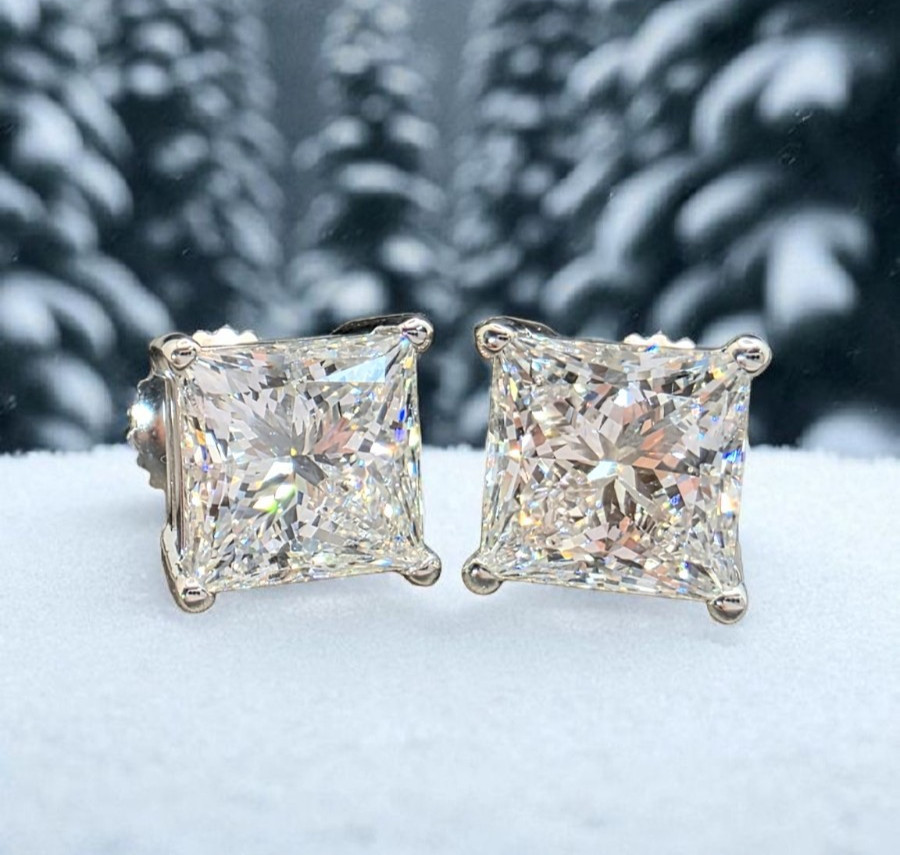 4.00 E VS1 Ct Princess Lab Grown Diamond Studs Set in 14k White IGI Certified