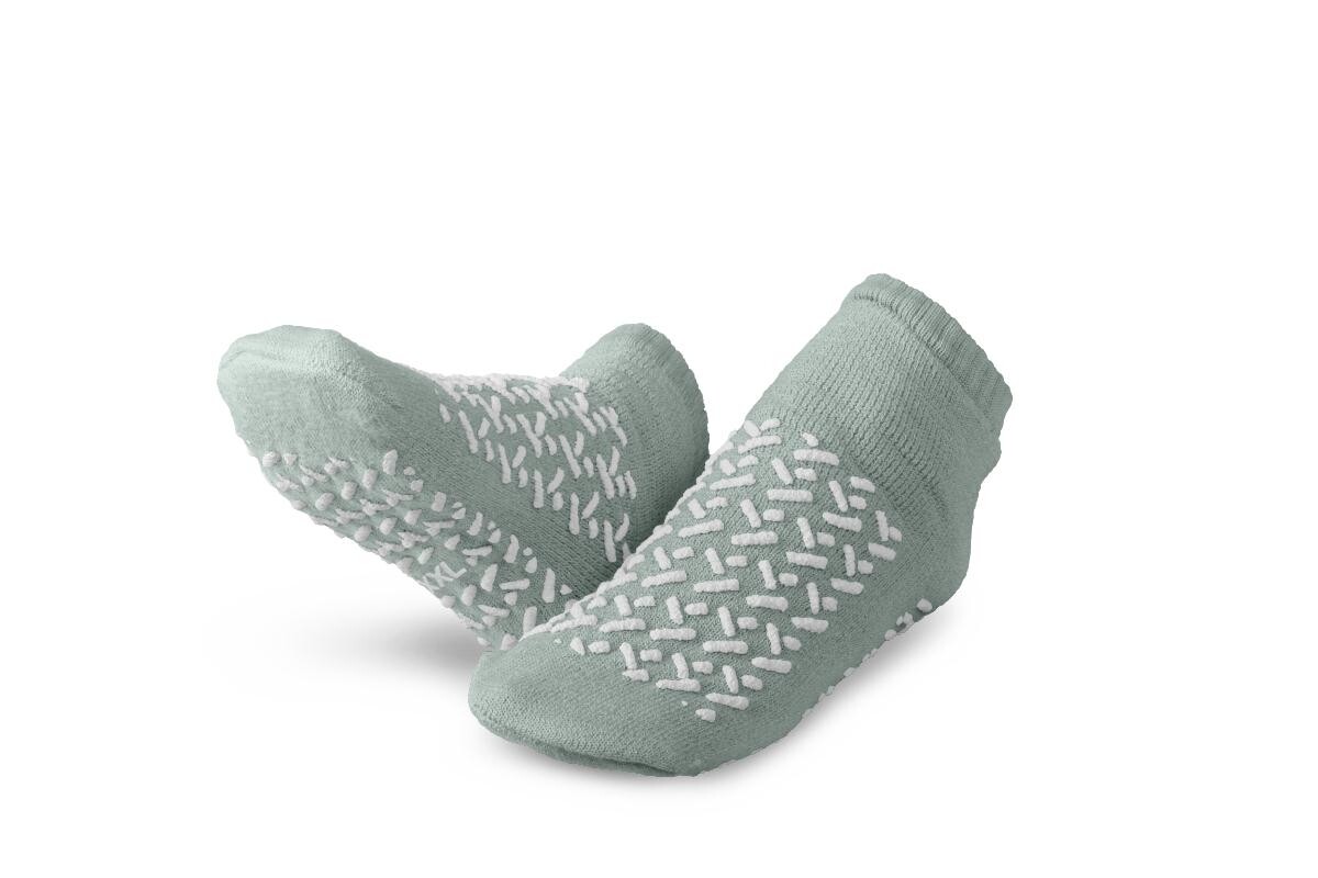 Medline Double-Tread Patient Slippers, Gray, Size 2XL