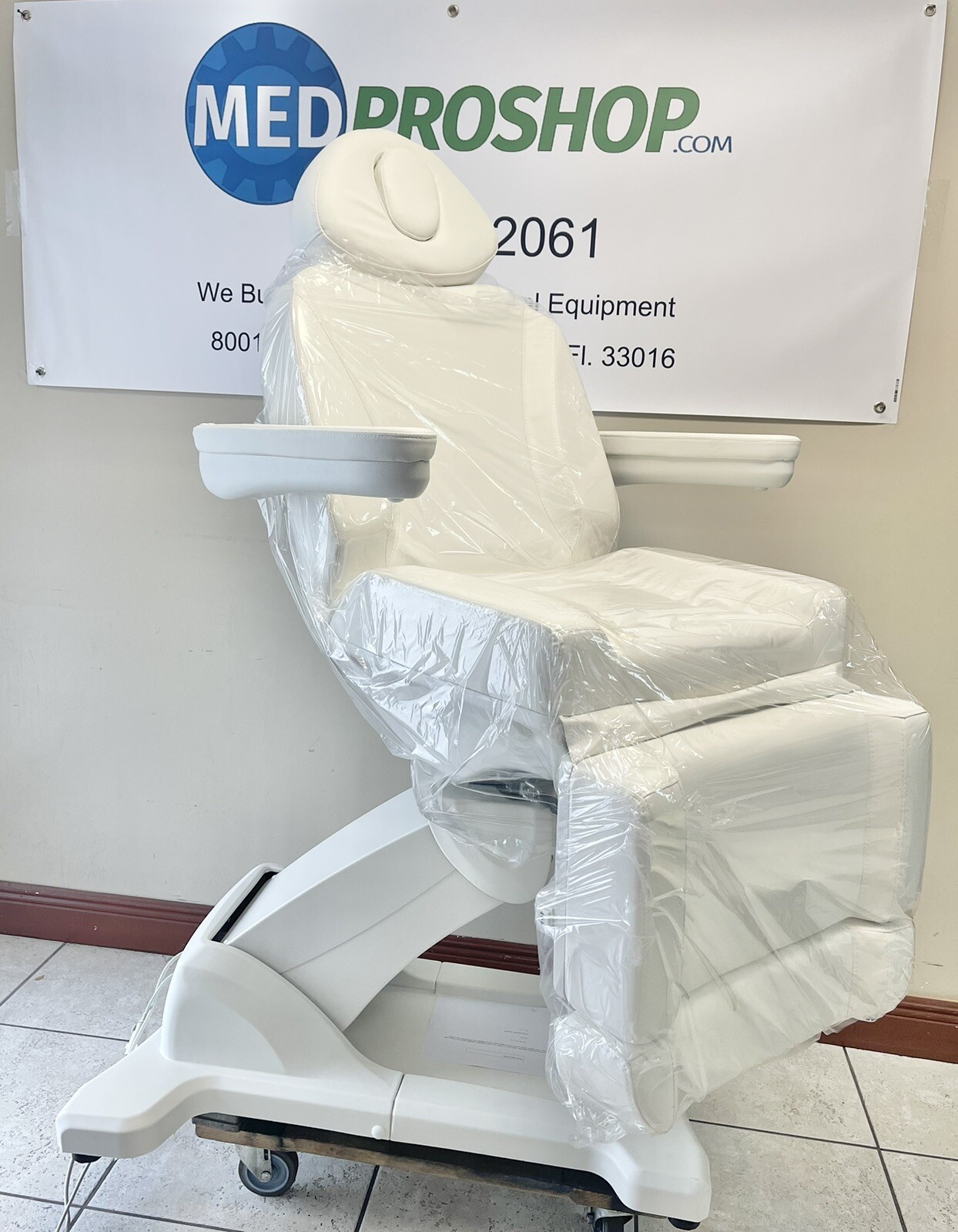 Med Spa Chair MPS 3000 Power Procedure Table - White