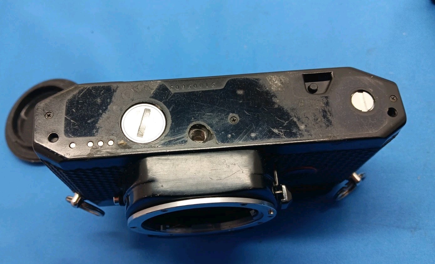 Quantaray Computerized Camera Body, Case, 3 Lenses, Flash Unit, Tint Lenses