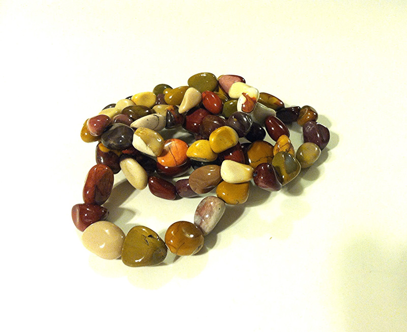 Tumbled Gem Stone Natural Mookaite Crystal Healing Stretch Sone Bracelet