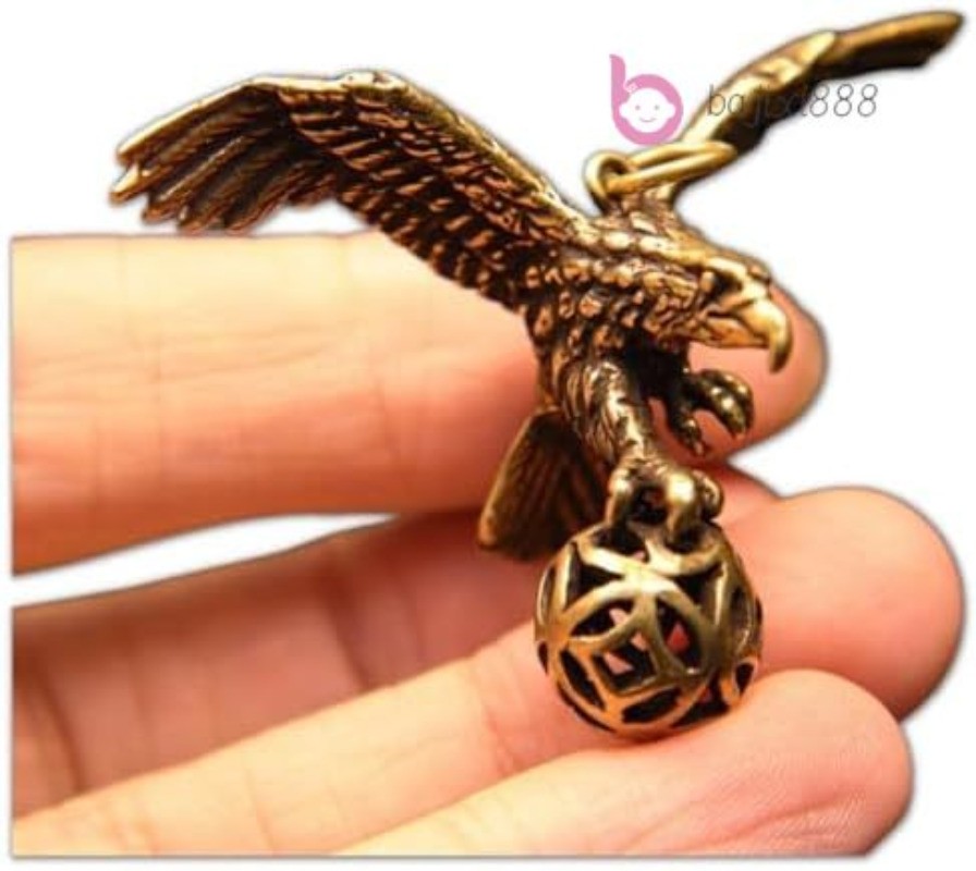 Retro Brass Luck Eagle Statue Creative Key Chain Pendant Mascot