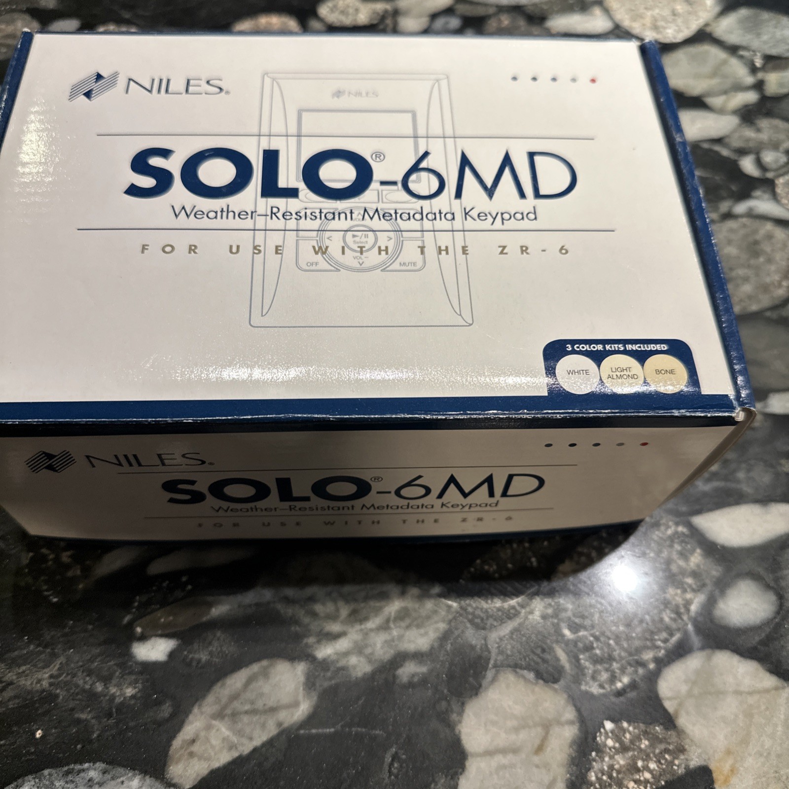 Niles  Solo-6MD 6 Source Weather-Resistant Master Keypad NIL-Solo6 - FG01493