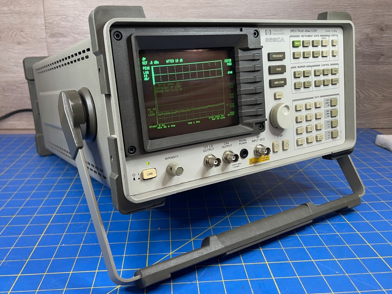 HP 8590A Spectrum Analyzer, 10 kHz-1.5 GHz  w/ Opt. 021 -  Accurate