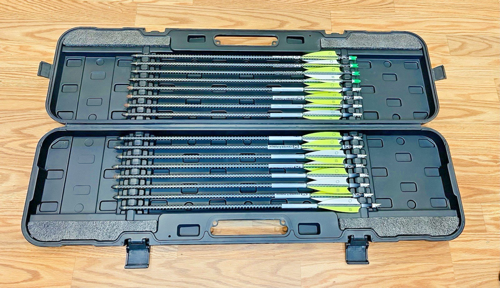 TenPoint EVO-X CenterPunch 16 Carbon Crossbow Arrows .001 Yellow w/ Hard Case