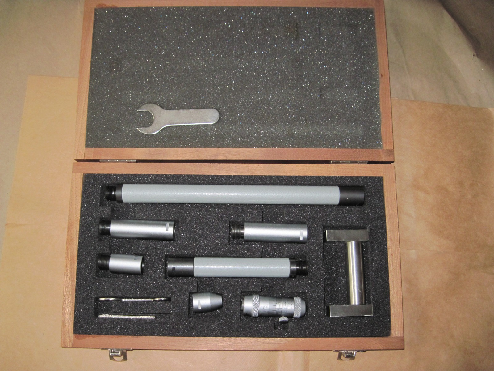 SPI 14-547-4 Tubular Inside Micrometer Set, 2" to 20" Range