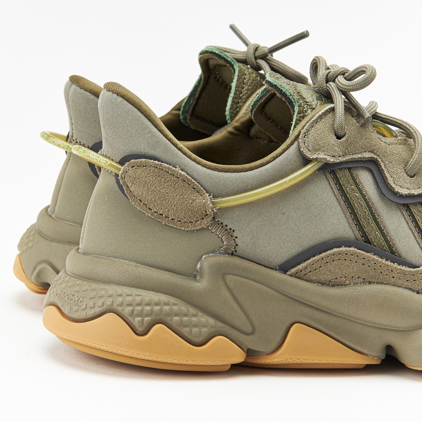 Adidas Originals Ozweego Men’s Sneaker Running Shoe Olive Athletic Trainers #461