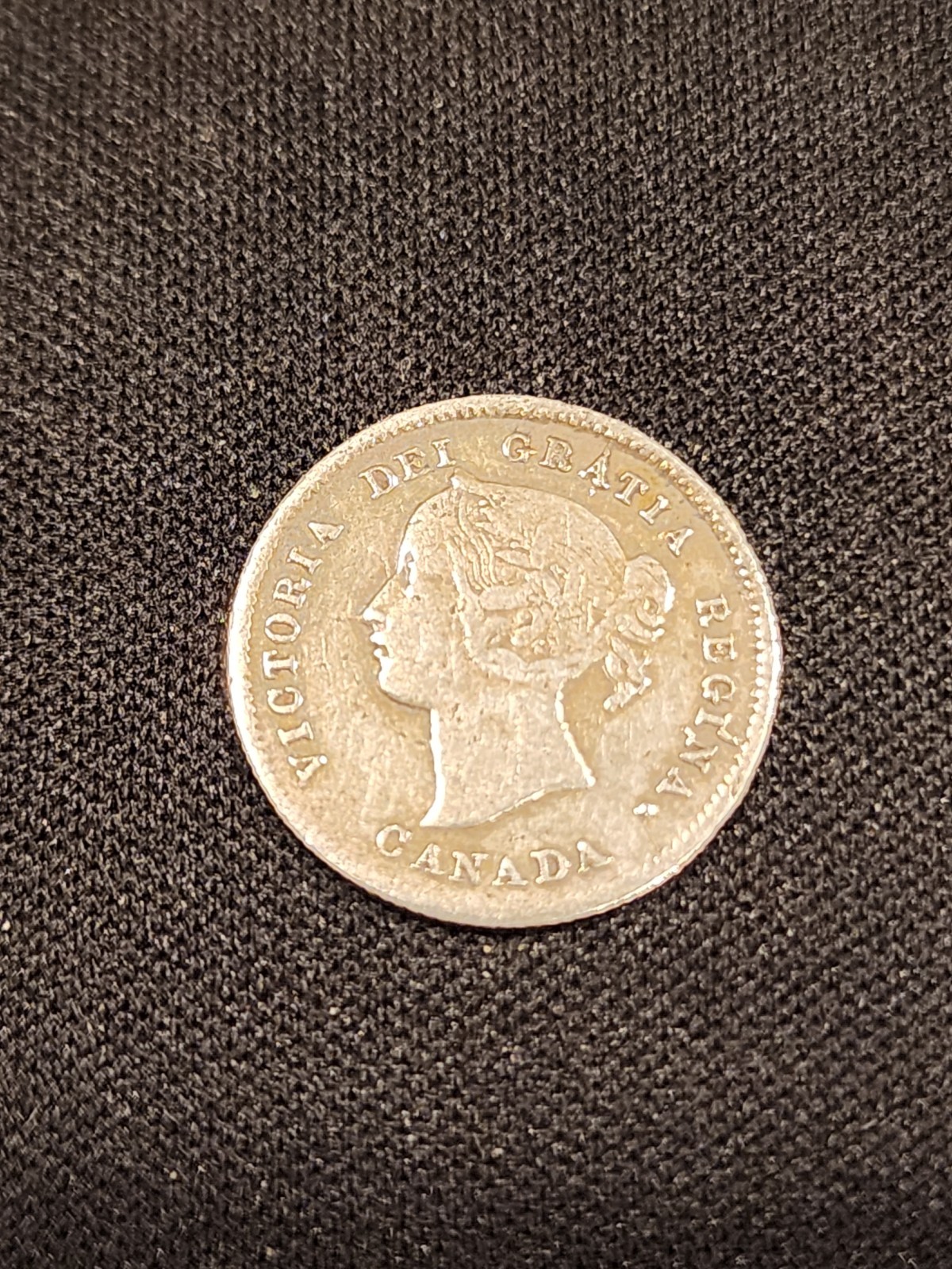 1870 Canada 5 Cents - Raised Border Silver Coin