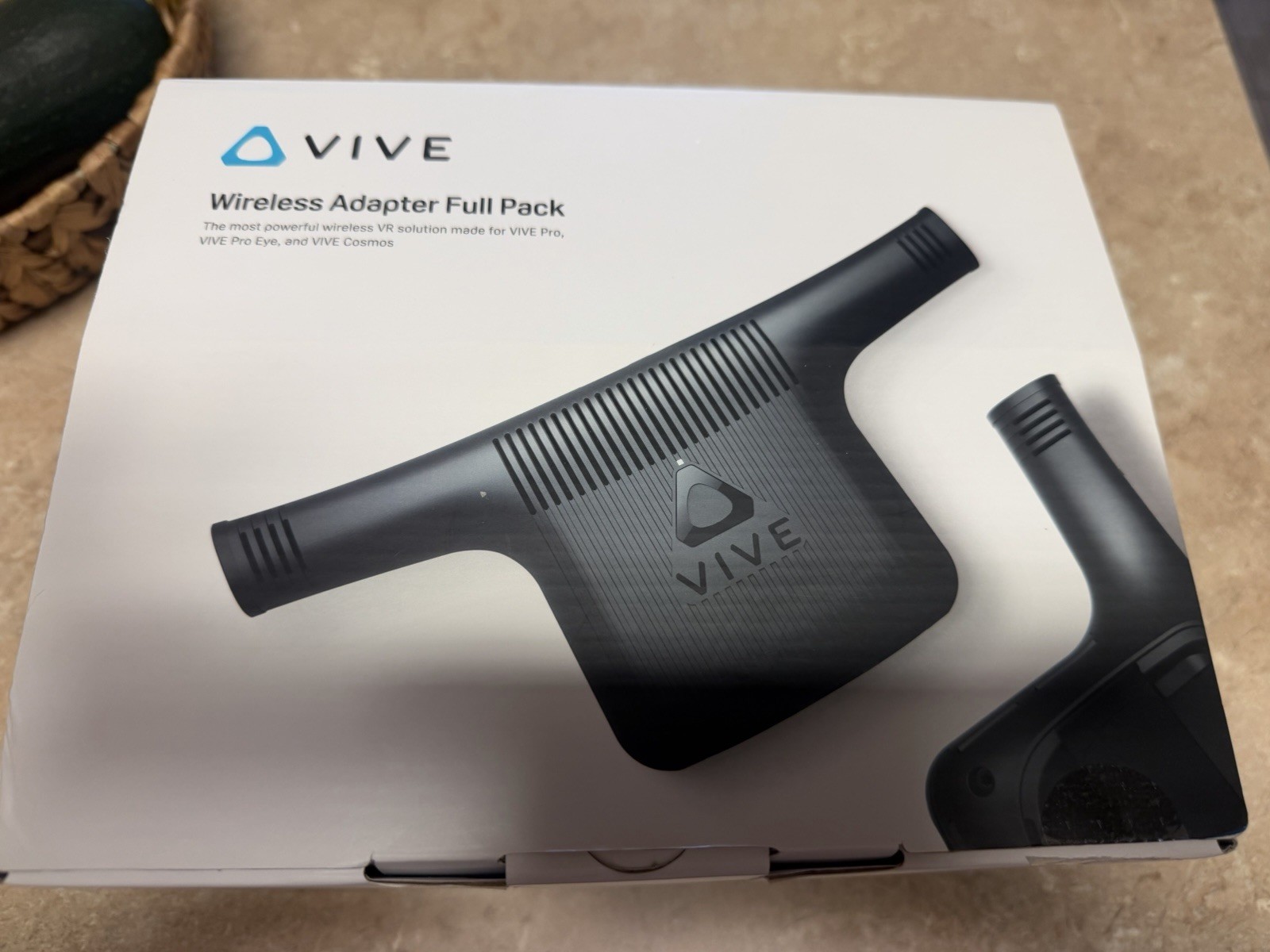 VIVE Wireless Adapter Full Pack for VIVE Pro/Pro Eye/Cosmos Headset, Black