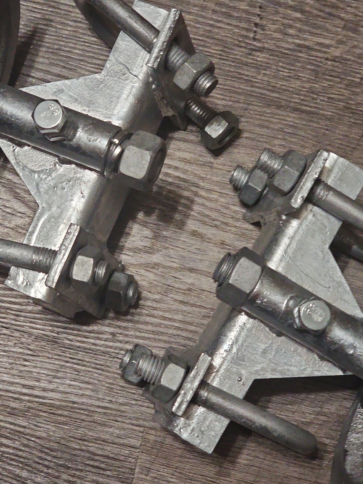 Sliding Gate Rollers Galvanized Steel Rolling Gate Hardware Kit for 2" (1-7/8")