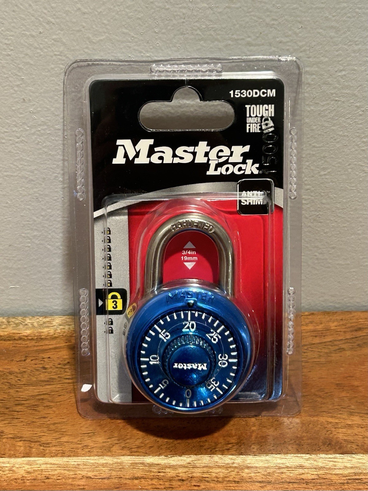 Master Lock Combination Padlock BLUE 1530DCM - Security Level 3 NEW SEALED