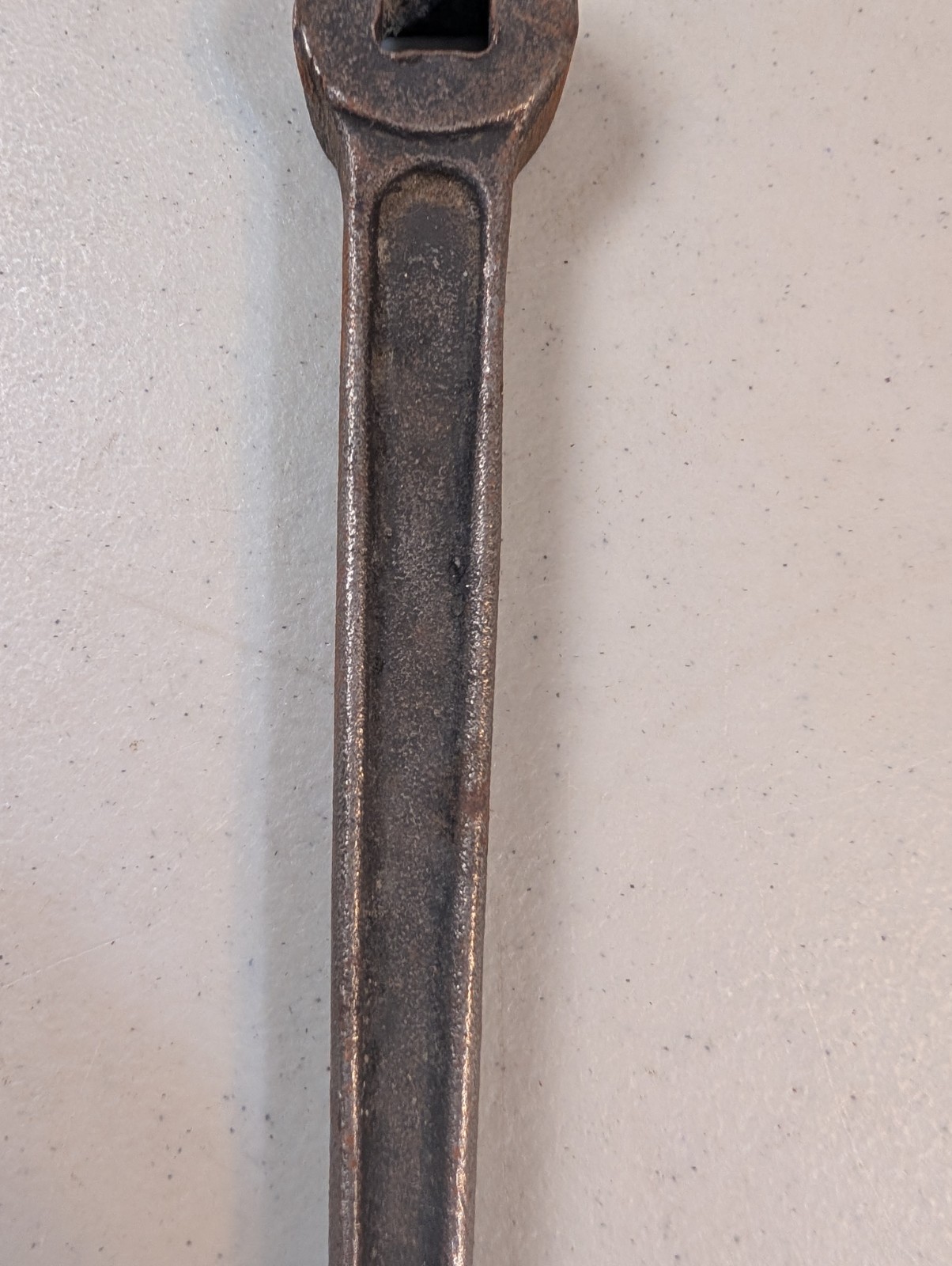 G 319 Bolt Header (?) 8" Tool