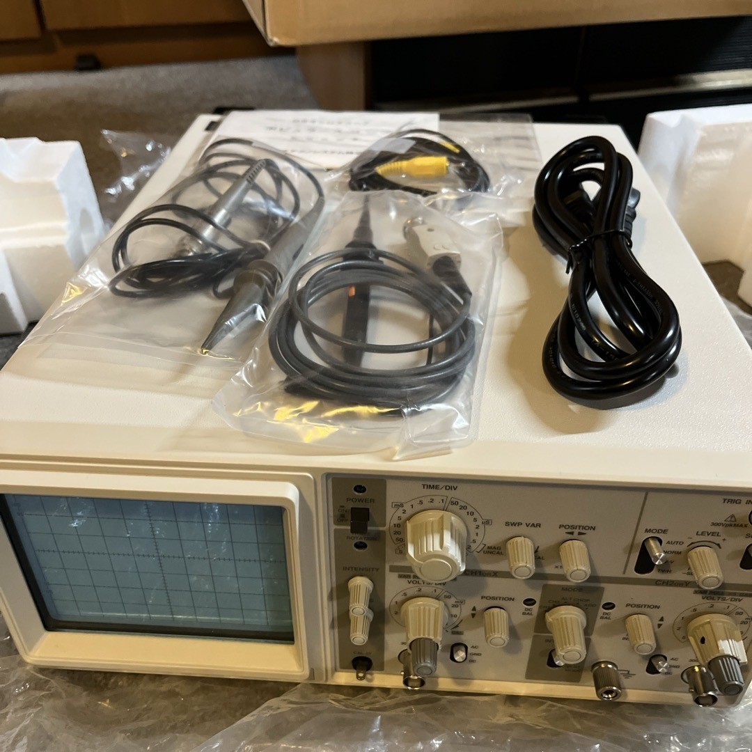 Oscilloscope V-252