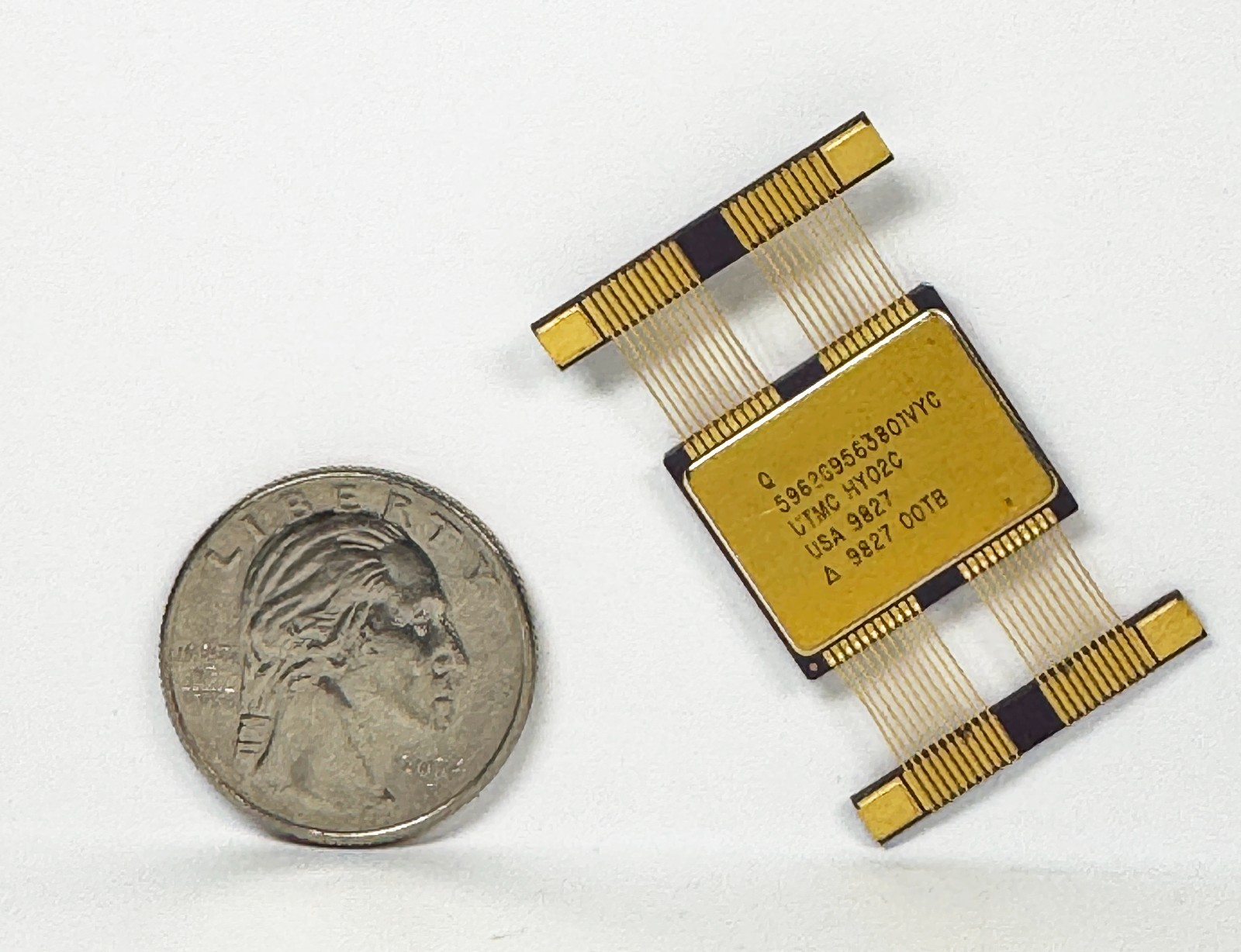 Rare UTMC flatpack IC chip