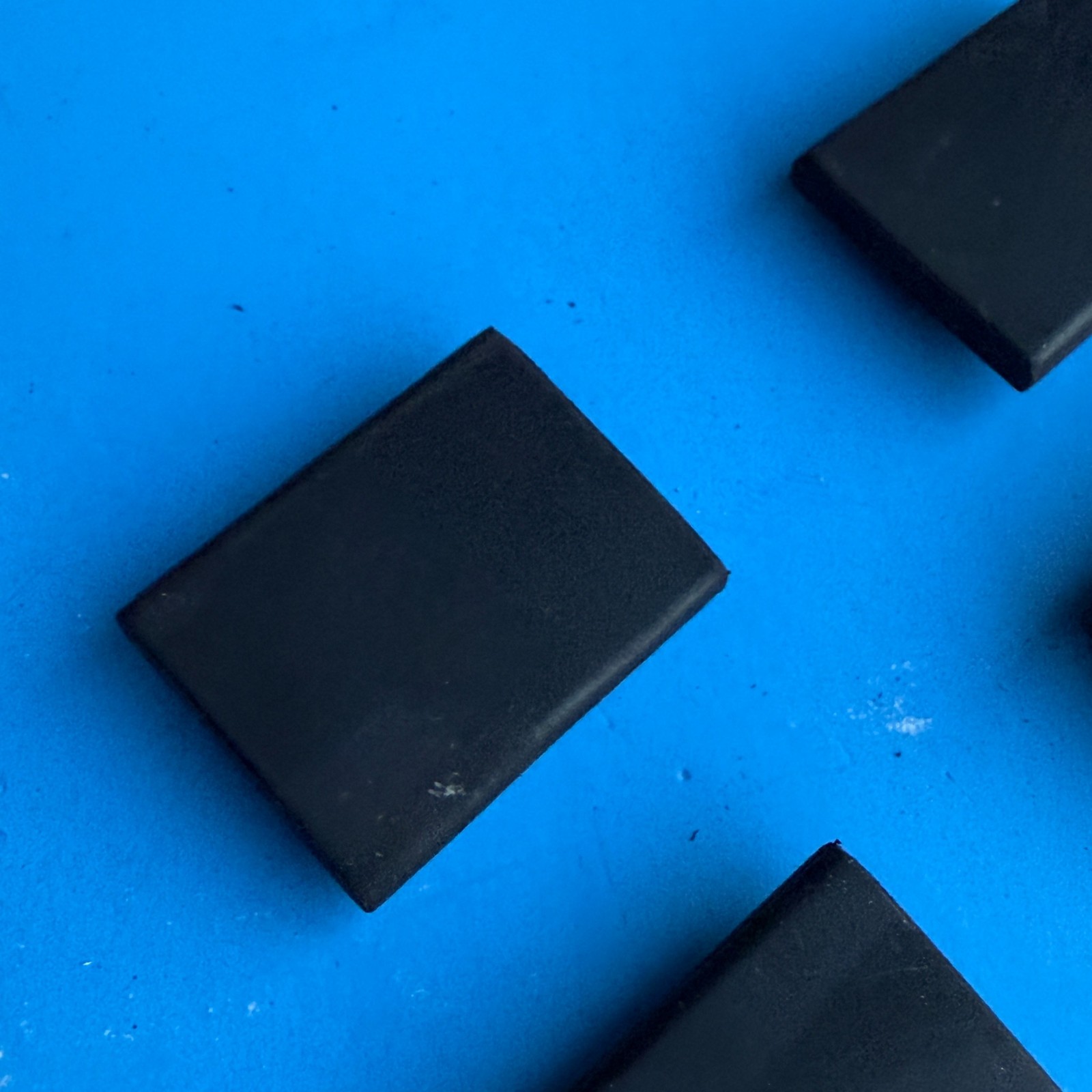 Native Instruments MASCHINE MKI Controller OEM Part: Rubber Foot Leg [4PCS]