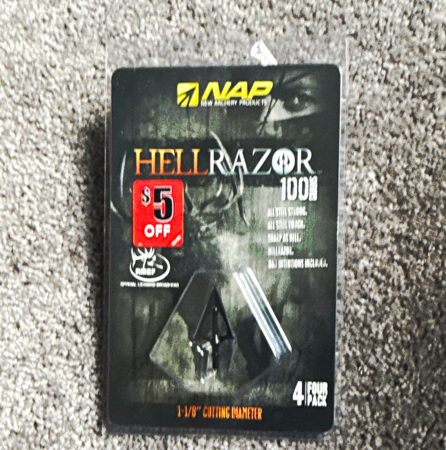 NAP HellRazor Broadheads 100 Grain 1 1/8" Dia Black 4 Pack 60-563