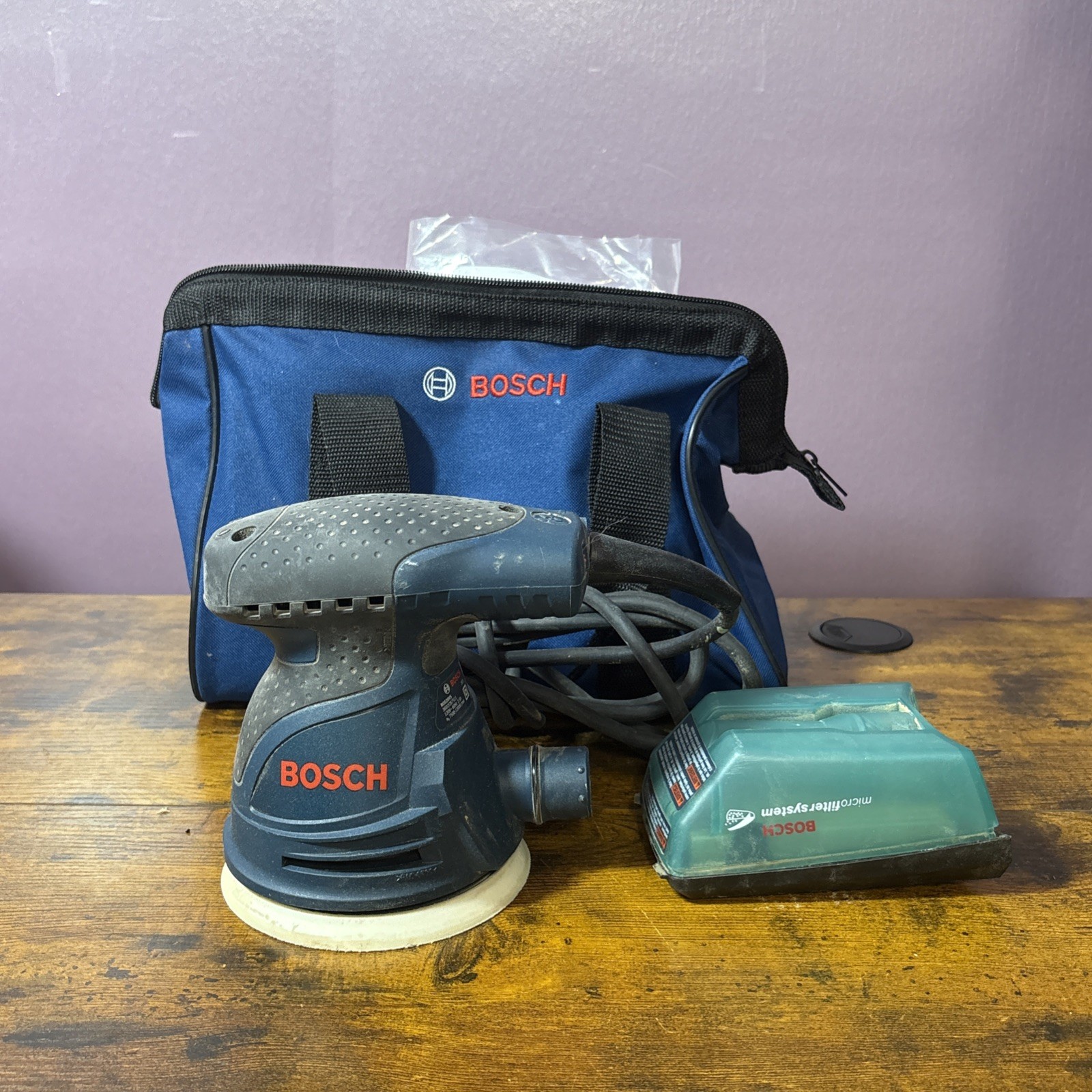Bosch ROS20VS 5in Variable Speed Random Orbit Sander with Bosch Bag