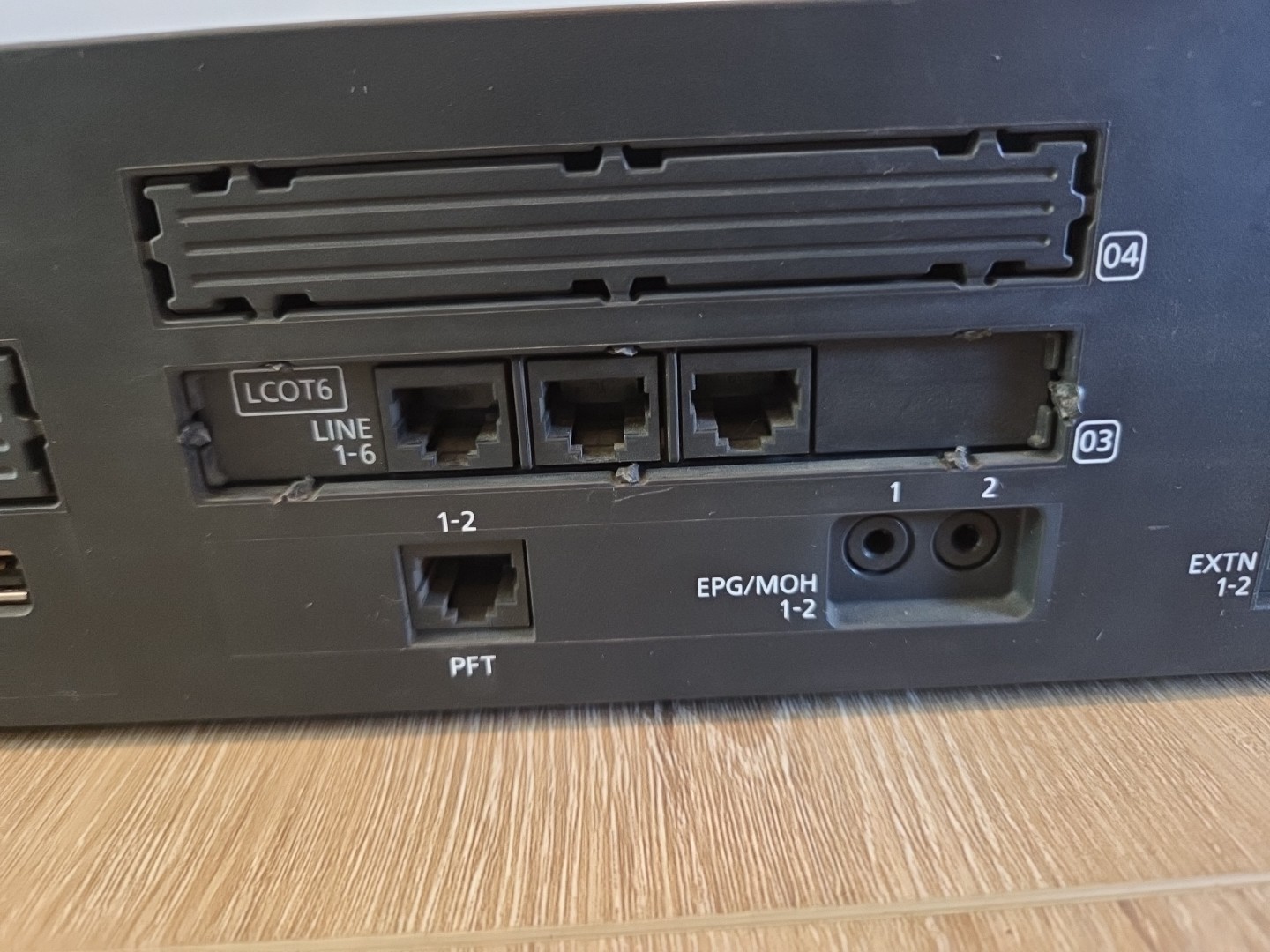 Panasonic KX-NS700 Compact Hybrid Communication Platform LCOT6 DLC8