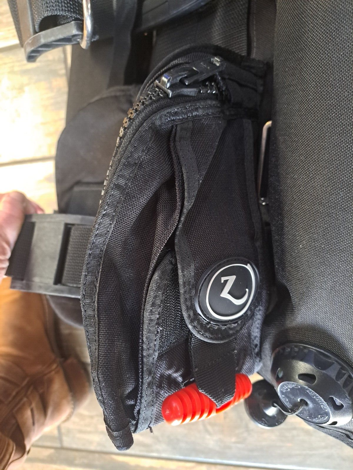 Zeagle Stiletto BCD with Inflator and Hose Size Medium Used