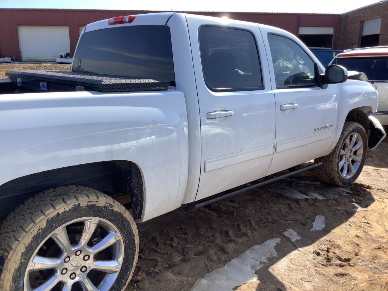 SILVRDO15 2013 Glove Box 4958389