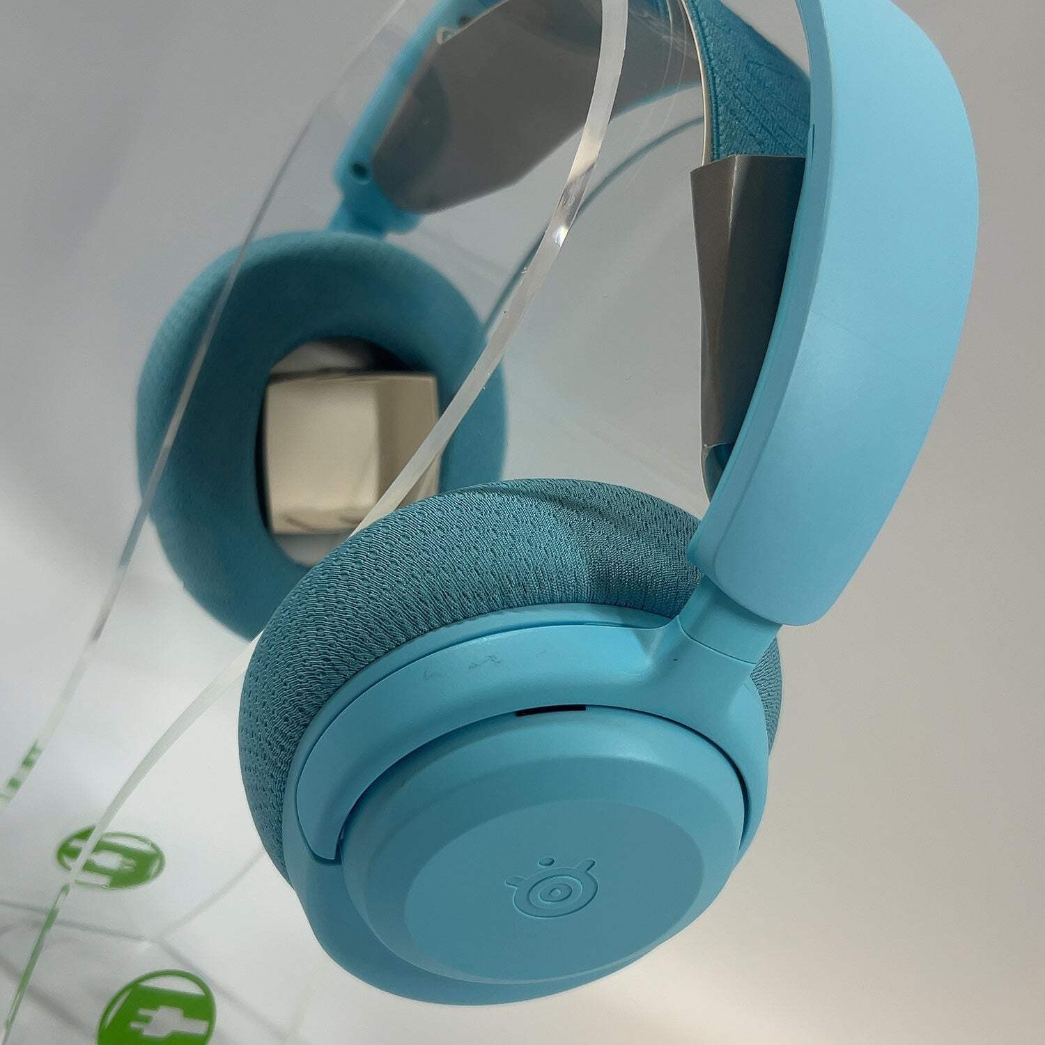 SteelSeries Arctis Nova 3 Over Ear Gaming Headset Blue HS40 WIRELESS