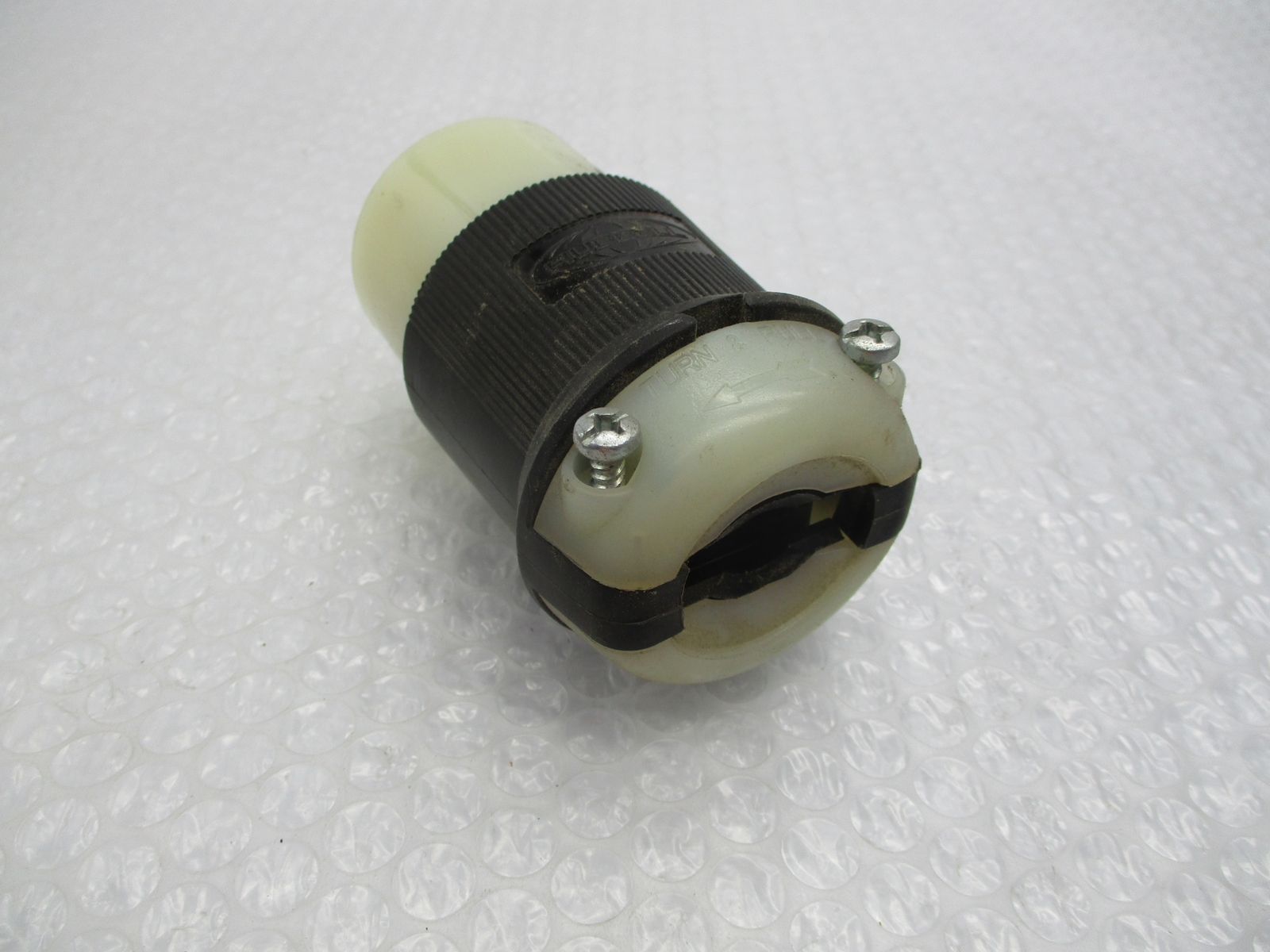 HUBBELL HBL7413GCB CONNECTOR NSNP
