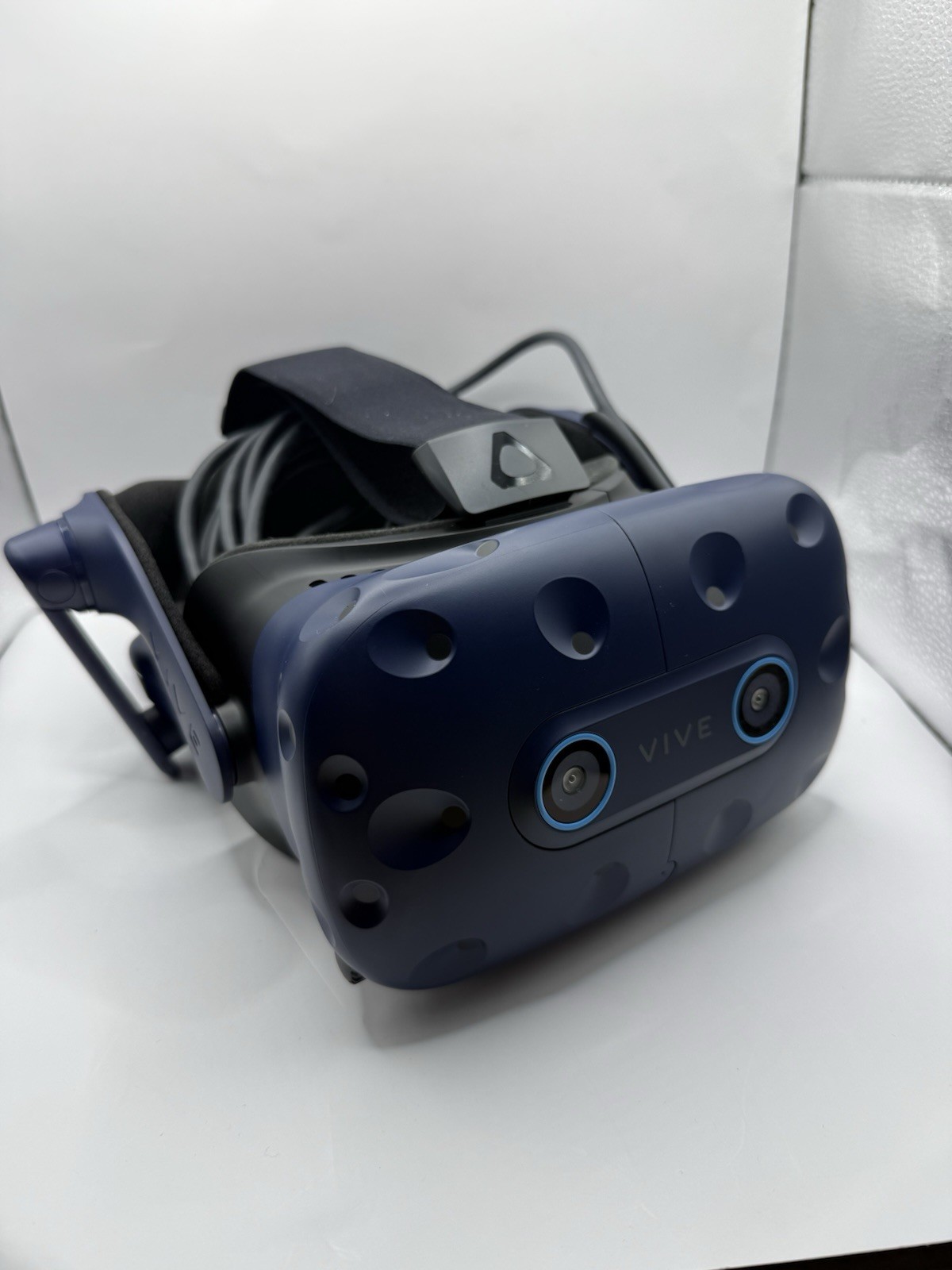HTC Vive Pro Eye With Link Box And Cords Eye Tracking Headset - Tested Working