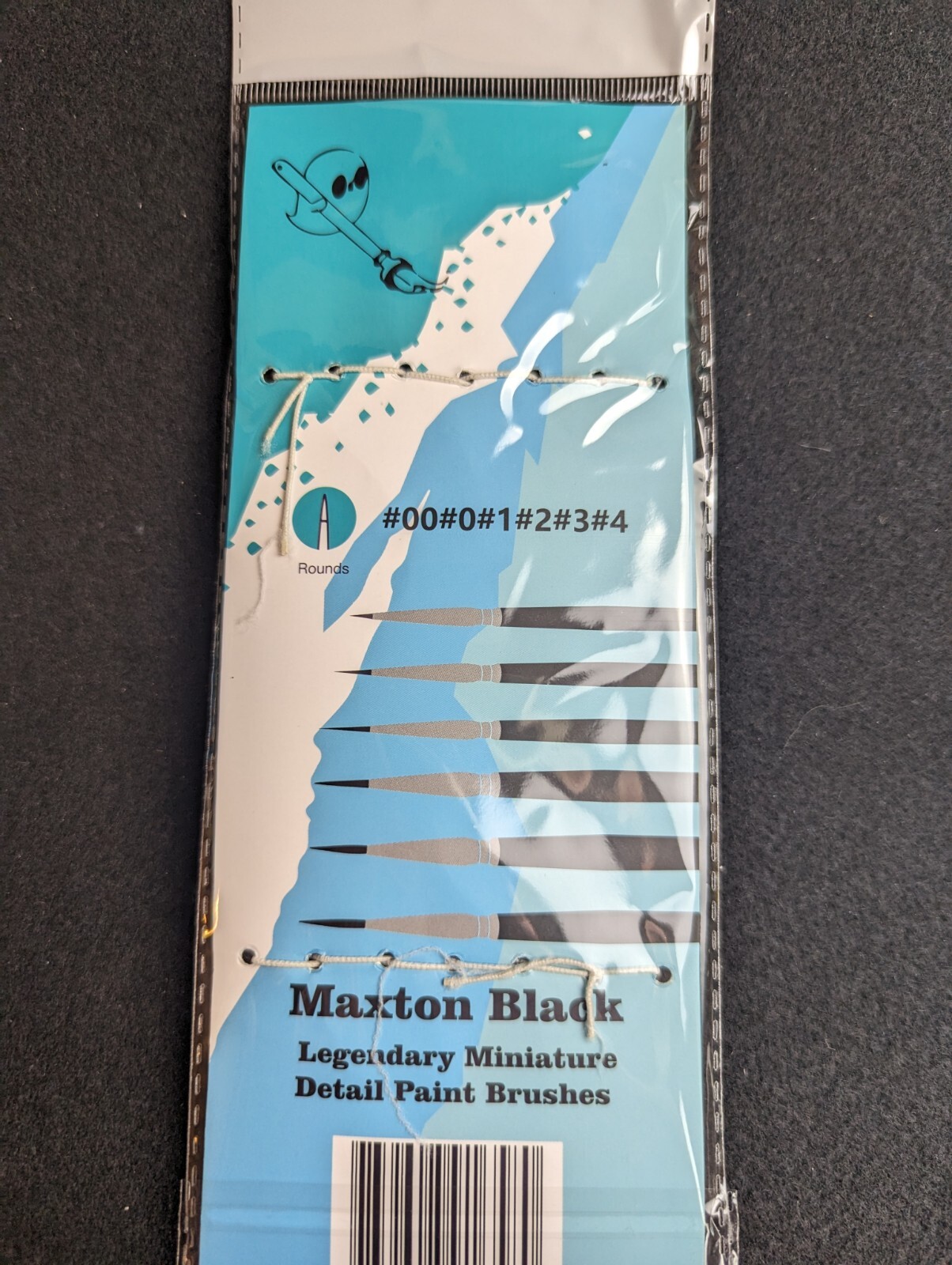 Maxton Black Legendary Miniature Paint Brush Set