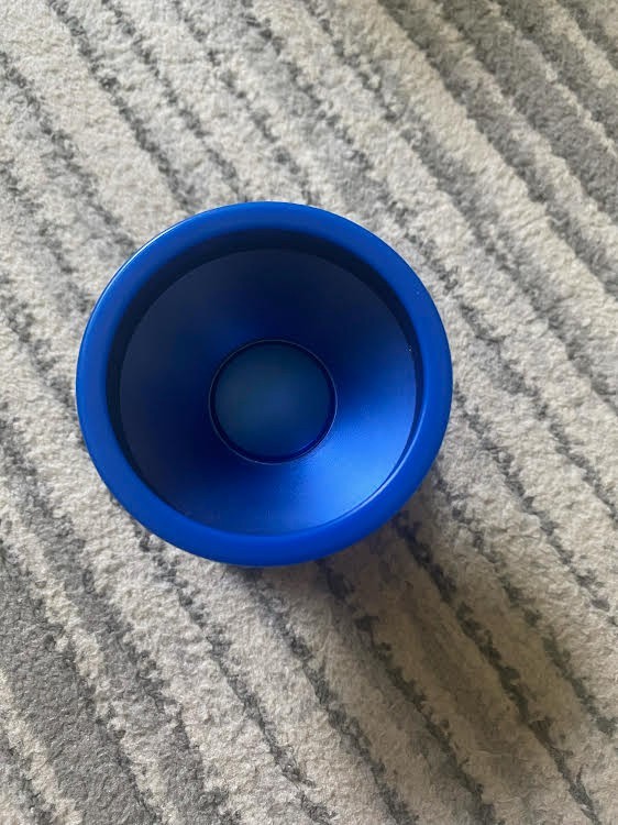 yoyorecreation Onslaught Blue Clean great condition