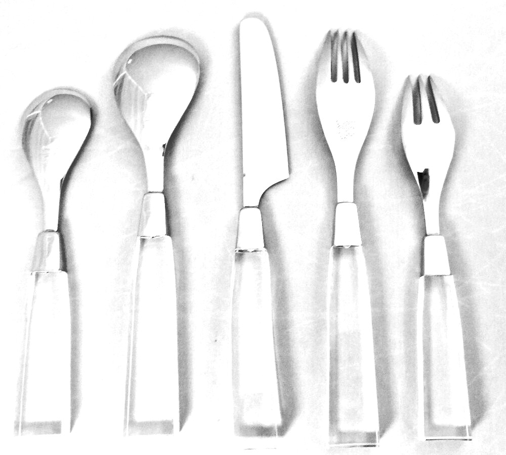 LUCITE CLEAR PLASTIC by Supreme 5 Piece Place Setting NEW NEVER USED made Japan