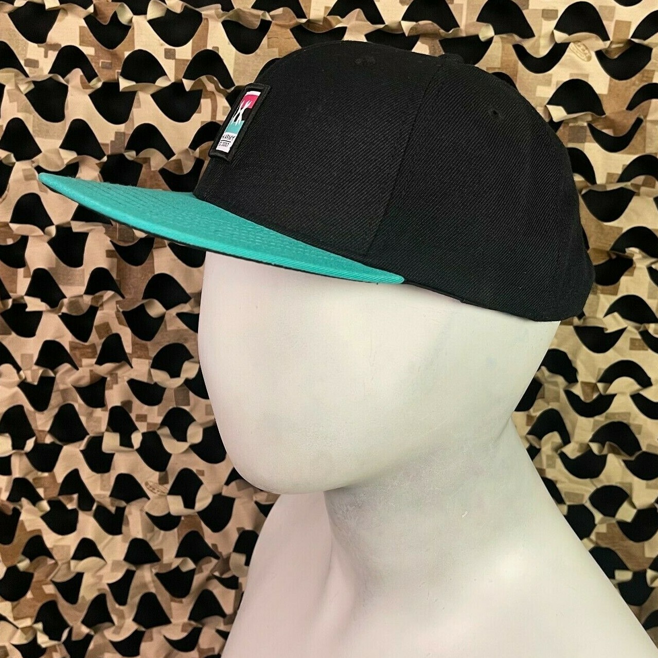 NEW HK Army Snap Back Wavy Hat - Black/Teal