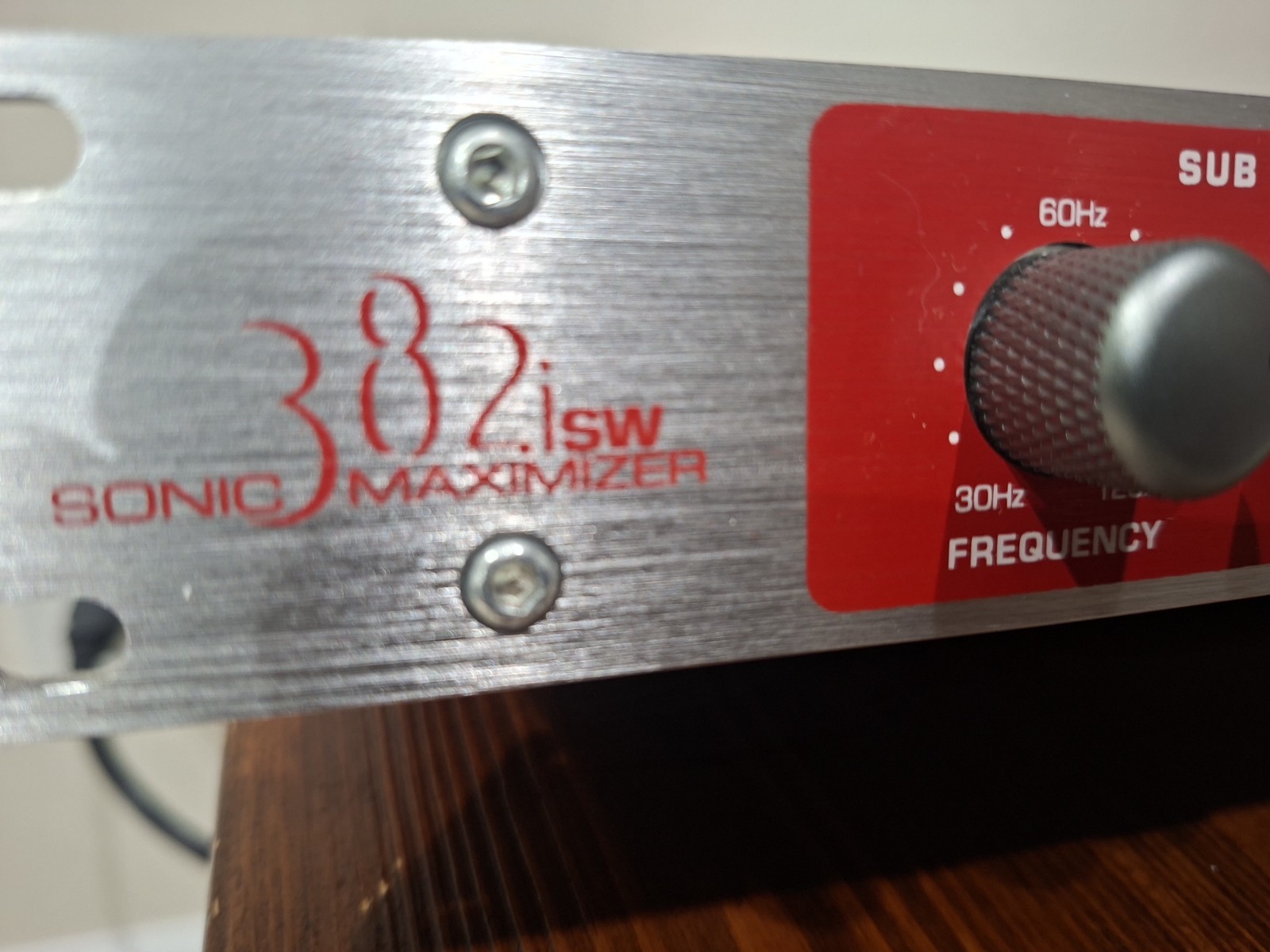 BBE 382isw Sonic Maximizer