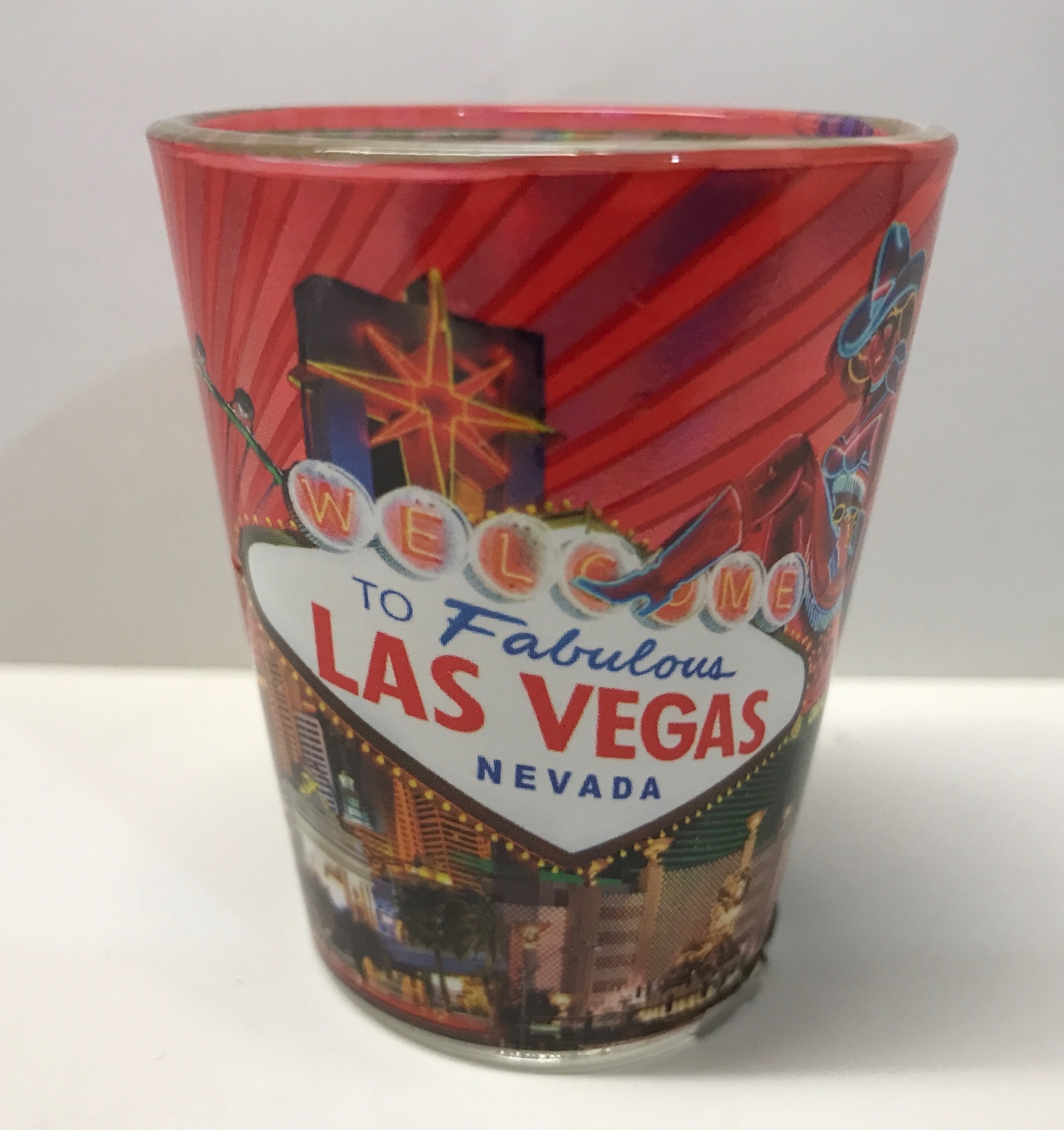Welcome Las Vegas Sign Hotels Casino Shot Glass Martini Red High Roller MGM