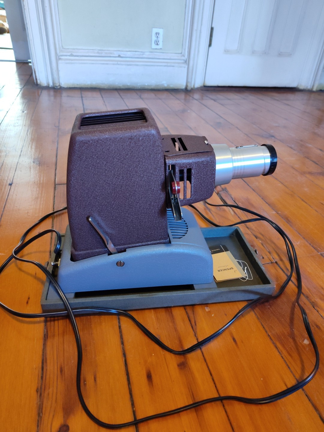 Vintage Spencer Delineascope MC with case and original tag