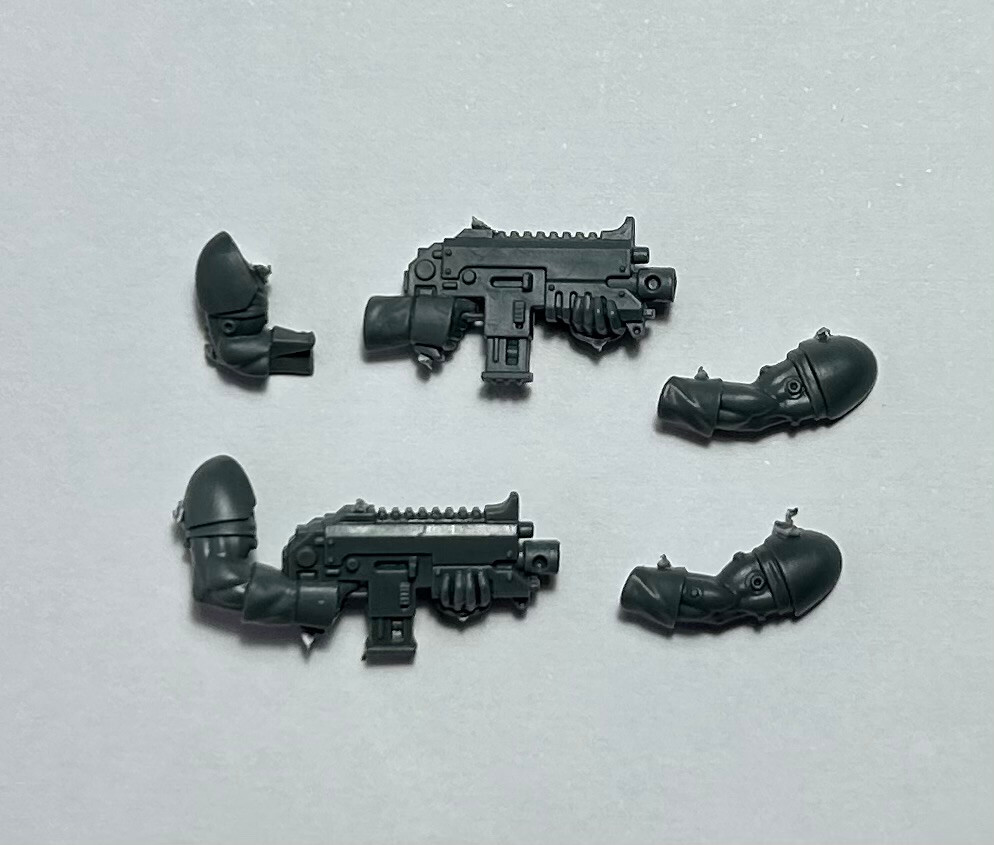 Warhammer 40K Black Templars Primaris Crusader Neophyte Bolt Carbines x2