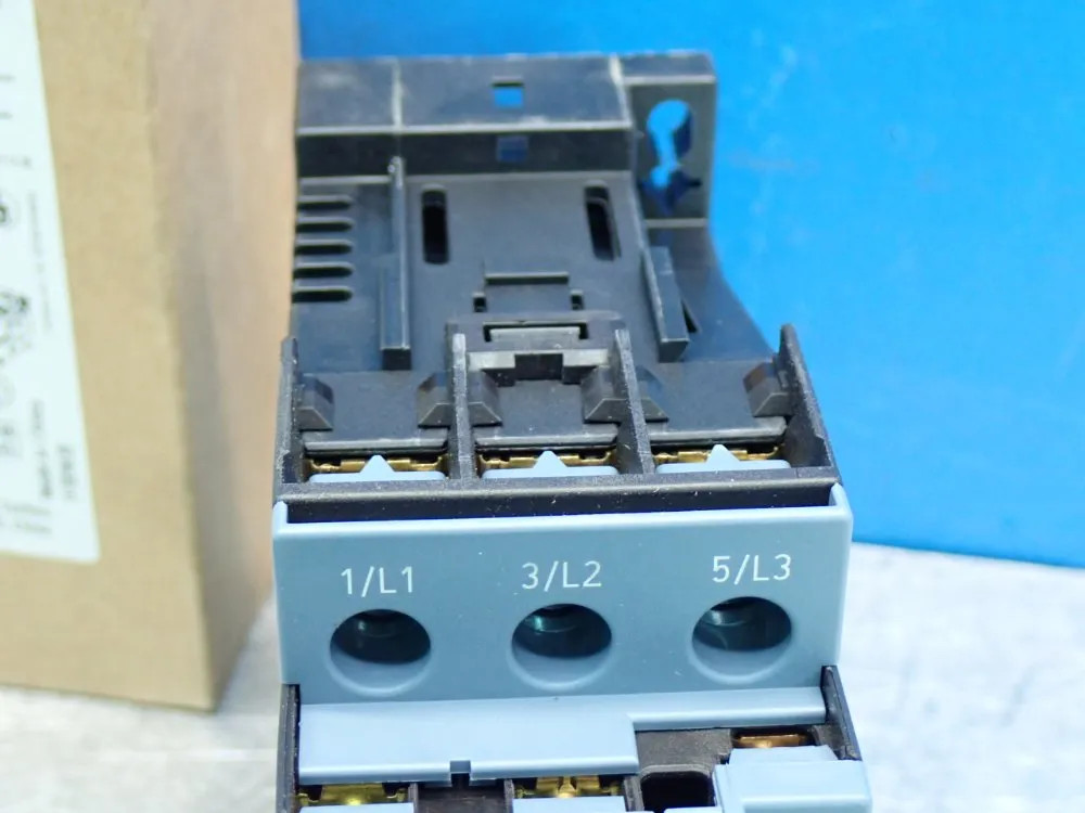 SIEMENS CONTACTOR 3RT6026-1BB40