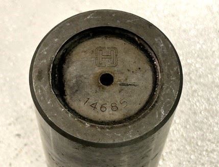 Hendrickson sleeve 14685 GM # 2436412
