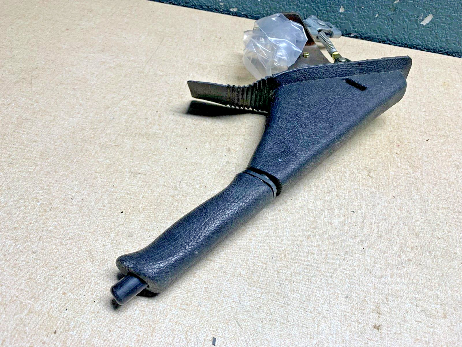 90 91 92 93 ACURA INTEGRA EMERGENCY PARKING HAND BRAKE HANDLE LEVER