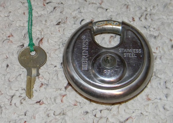 Brinks Commercial Stainless Steel 70mm Keyed Discus Padlock with 5/8in Shackle