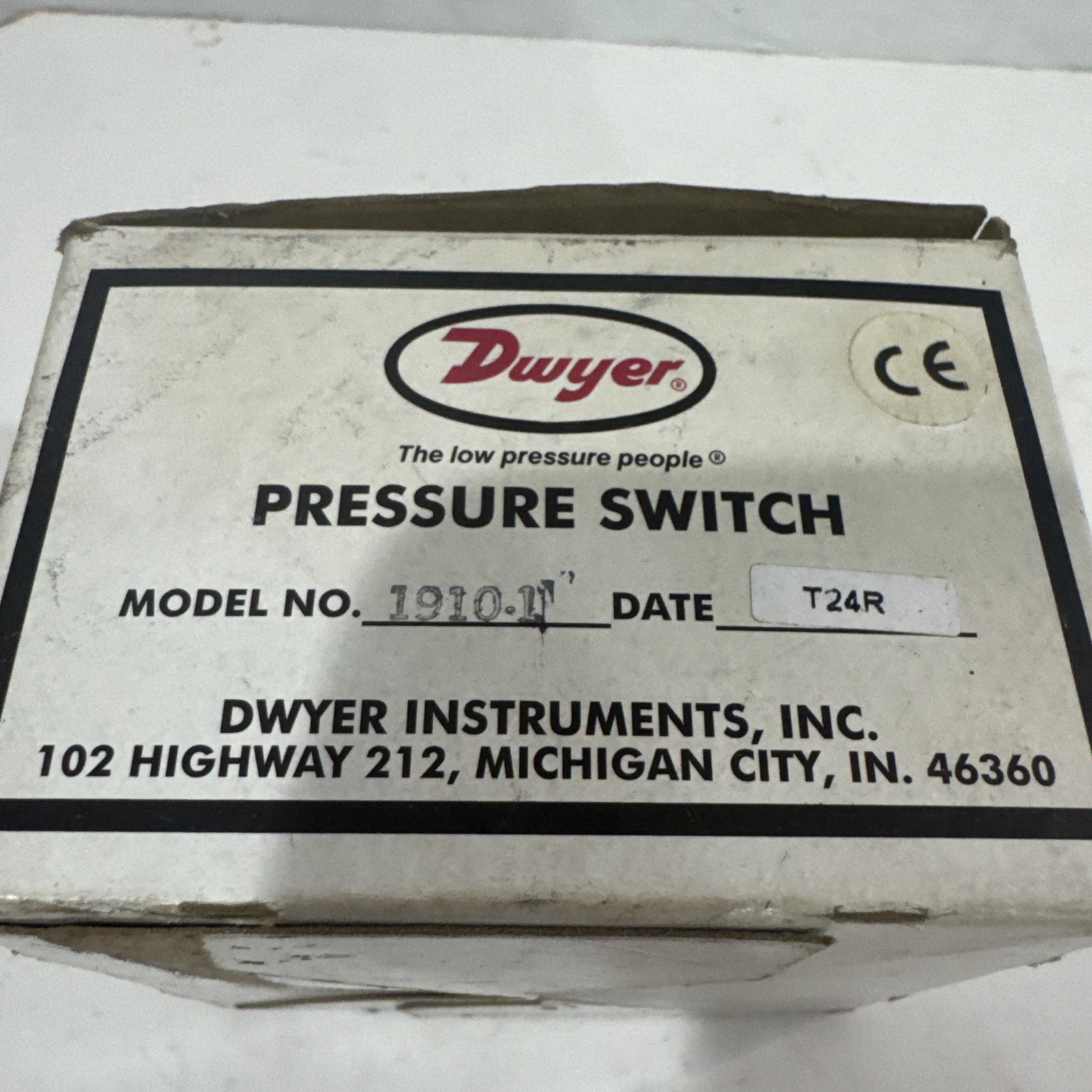 Dwyer Pressure Switch Model 1910-1
