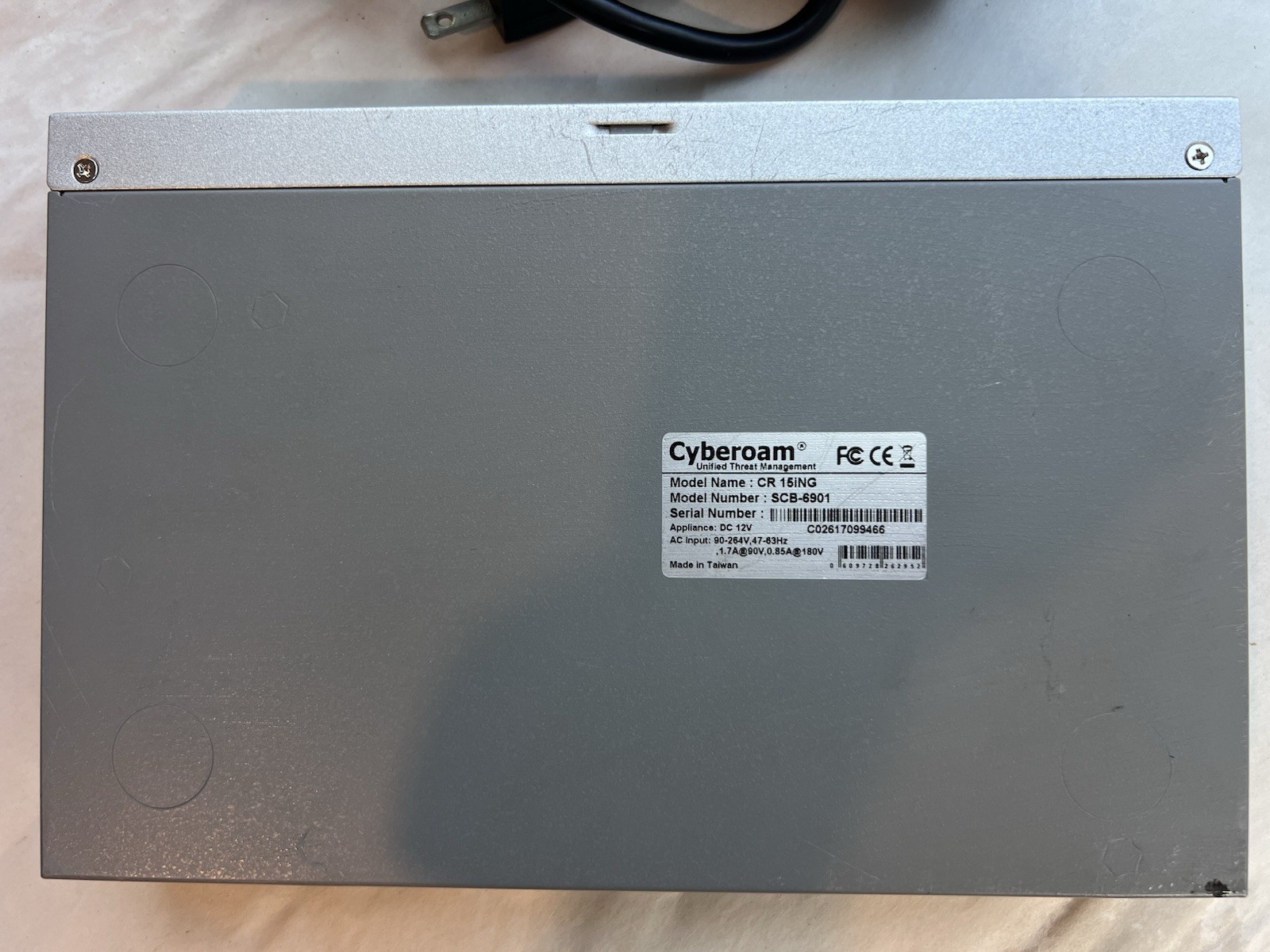 Cyberoam CR15iNG Firewall Router